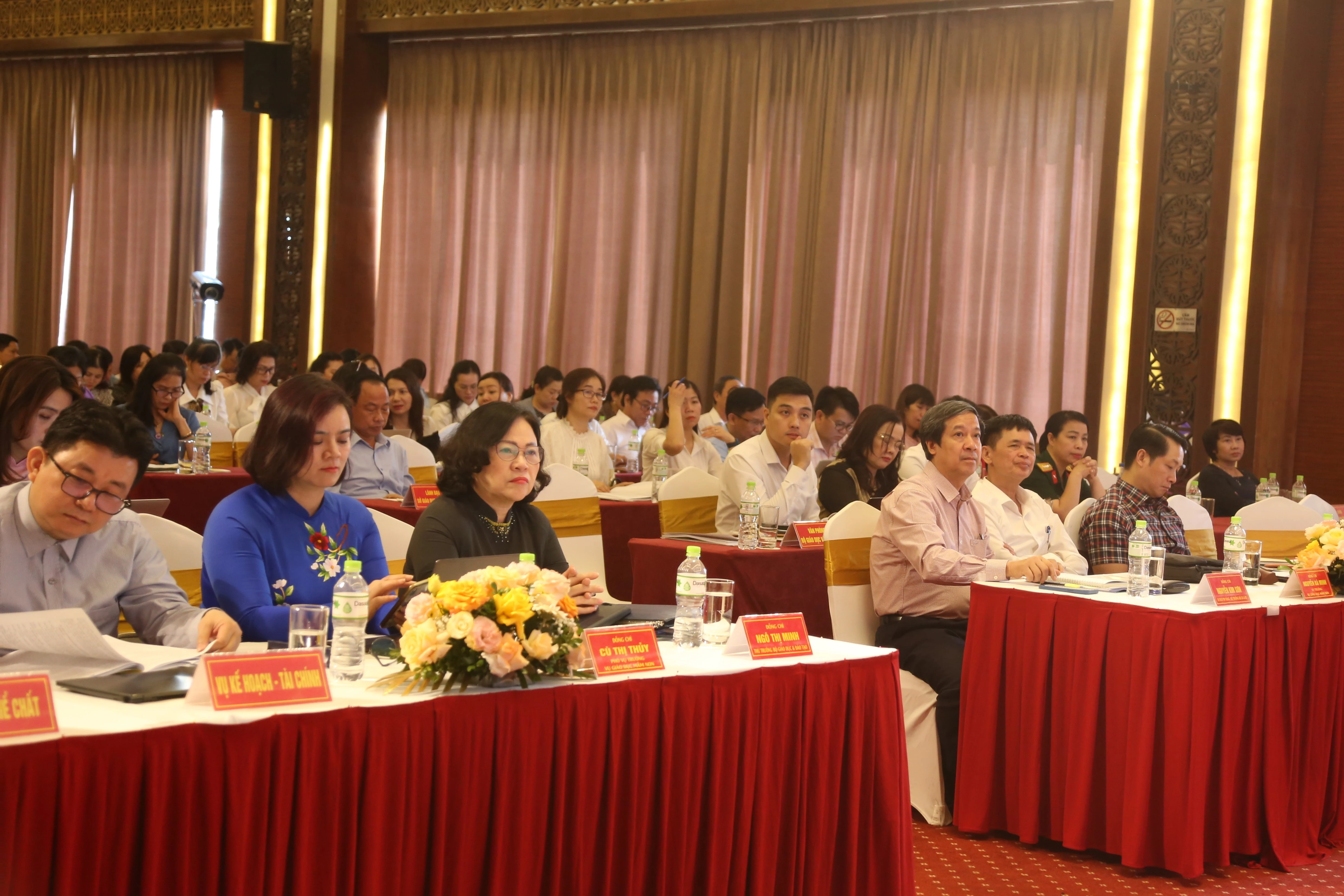 Các đại biểu về dự Hội nghị tổng kết năm học 2022-2023, triển khai nhiệm vụ năm học 2023-2024 đối với Giáo dục Mầm non. Các đại biểu về dự Hội nghị tổng kết năm học 2022-2023, triển khai nhiệm vụ năm học 2023-2024 đối với Giáo dục Mầm non.