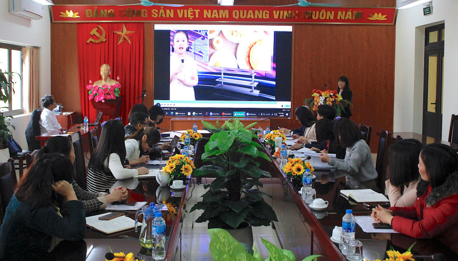 Hội nghị được tổ chức trực tiếp và kết nối trực tuyến tới 104 điểm cầu tại các xã, phường.
