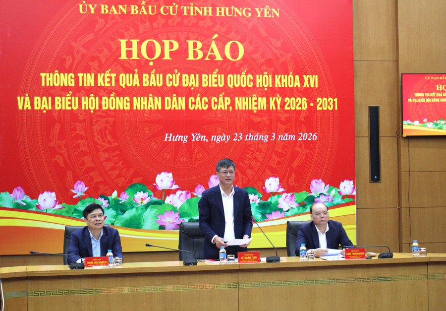 Ông Lê Xuân Tiến, Phó Chủ tịch Thường trực HĐND tỉnh Hưng Yên nhiệm kỳ 2021-2026 thông tin về kết quả cuộc MM888 bảo mật an toàn. img-1336.jpg