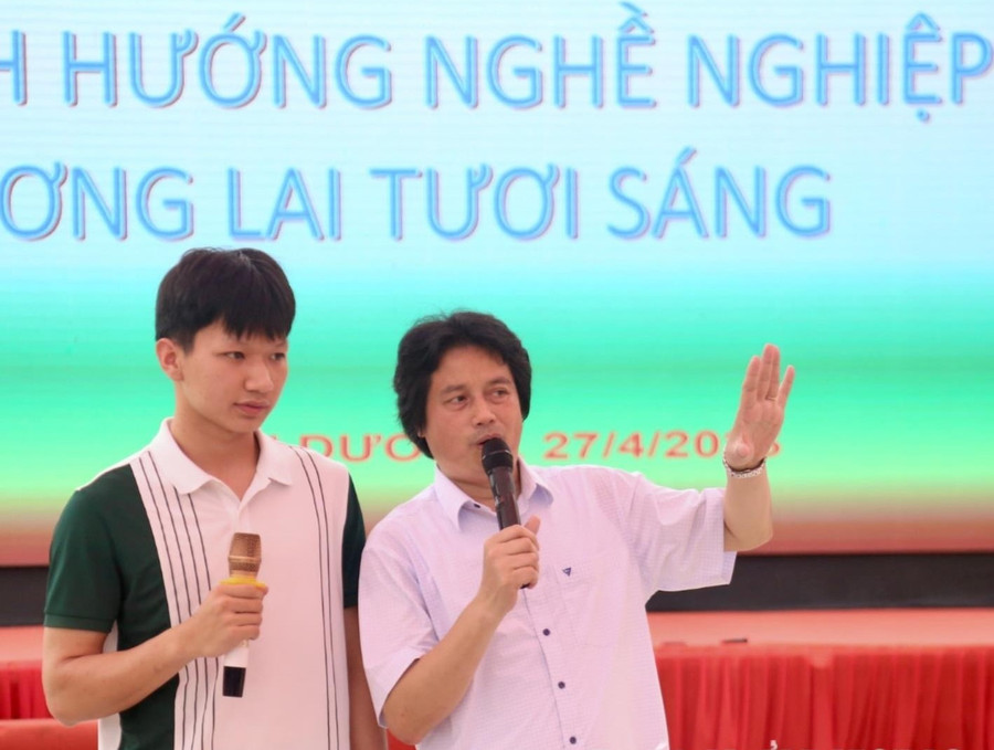 tien-si.jpg