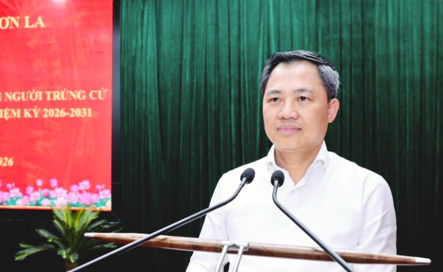 Ông Nguyễn Đình Việt, Chủ tịch UBND tỉnh Sơn La phát biểu. img-20260319-162217.jpg