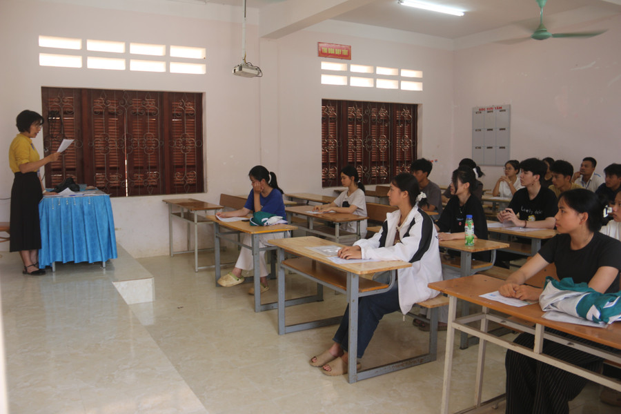 Công tác giảng dạy, phổ cập giáo dục luôn được ngành giáo dục tỉnh Sơn La quan tâm. img-8097.jpg
