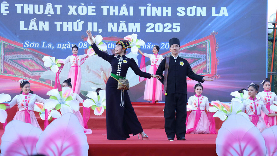 Các Đăng nhập vào MM886 Việt Nam trình diễn trang phục 1MM88.com tỷ lệ kèo World Cup 2026 Thái tại lễ khai mạc. z7095094584851-7d73d644149c8d7caa636f32a7afa45d.jpg