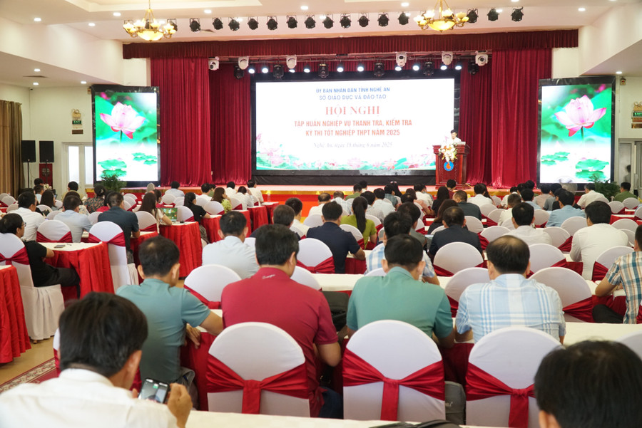 Hơn 250 cán bộ tham gia tập huấn nghiệp vụ công tác kiểm tra, thanh tra thi MM88dangnhap nhà cái World Cup 2026 THPT tại Nghệ An. Ảnh: Hồ Lài tap-huan-kiem-tra-thanh-tra-thi-2.jpg