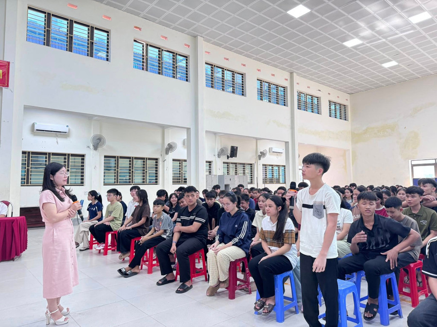 khai-giang-dan-toc-noi-tru-5.jpg