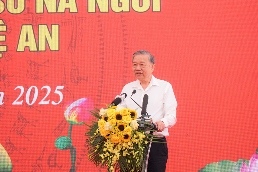 Tổng Bí thư Tô Lâm phát biểu tại lễ khởi công Trường Phổ thông nội trú liên cấp Tiểu học và THCS Na Ngoi, Nghệ An. khoi-cong-truong-lien-cap-na-ngoi-6.jpg