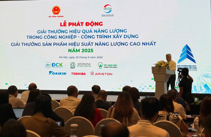 Lễ phát động giải thưởng chiều 25/9 diễn ra tại Hà Nội. z7049506692736-8c25b1f7807746fa3aee83b58d5c413a.jpg
