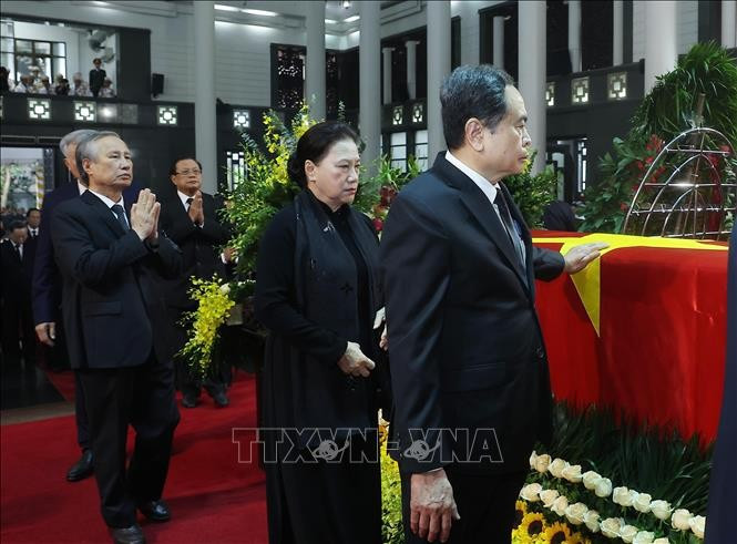 cu-hanh-trong-the-le-quoc-tang-nguyen-chu-tich-nuoc-tran-duc-luong-6.jpg