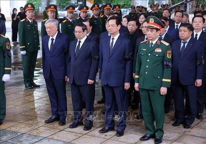 cu-hanh-trong-the-le-quoc-tang-nguyen-chu-tich-nuoc-tran-duc-luong-9.jpg