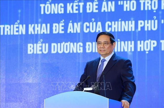 thu-tuong-pham-minh-chinh-phu-nu-viet-nam-thi-dua-khoi-nghiep-6.jpg