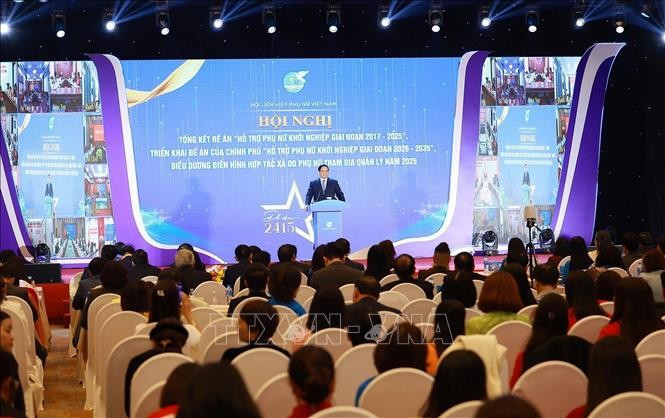 thu-tuong-pham-minh-chinh-phu-nu-viet-nam-thi-dua-khoi-nghiep-7.jpg