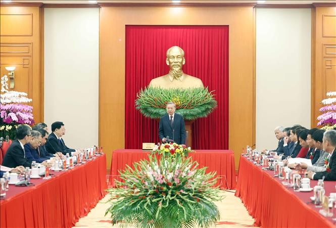 tong-bi-thu-to-lam-gap-mat-nong-dan-xuat-sac-nha-khoa-hoc-cua-nha-nong-nam-2025-7.jpg
