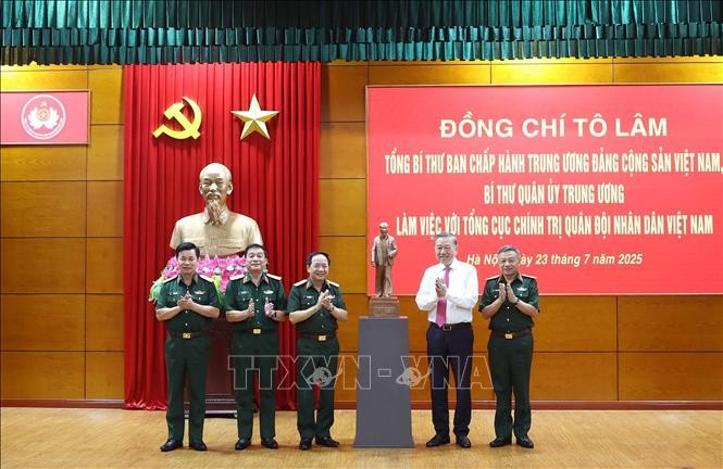tong-bi-thu-to-lam-tang-cuong-cac-giai-phap-xay-dung-quan-doi-vung-manh-4.jpg