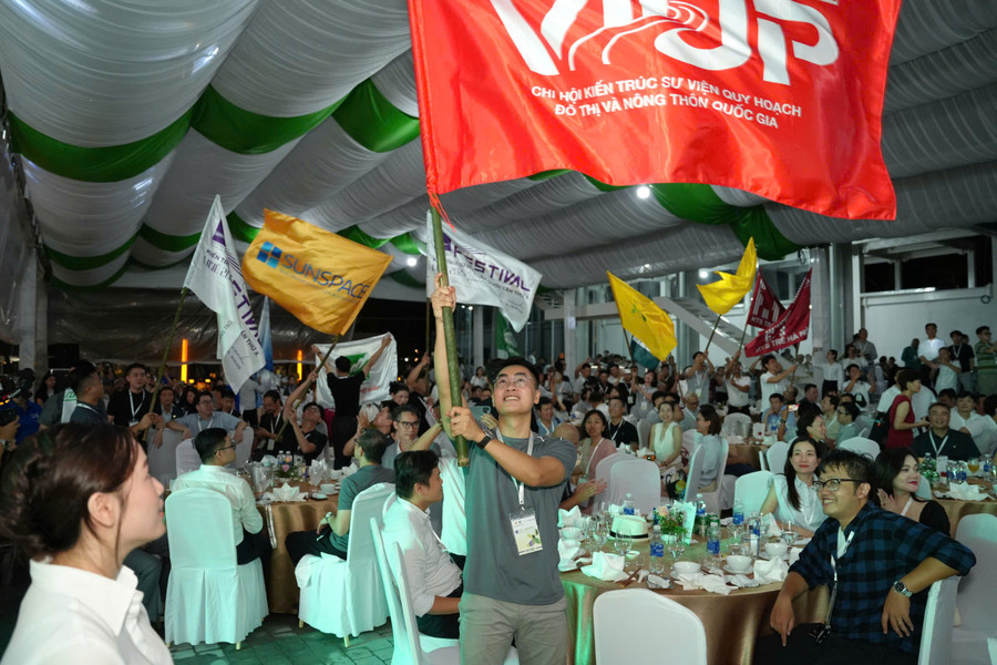 z7053684674232-6d36d8ba3fc8fa0834ff58dc1dd1bead.jpg