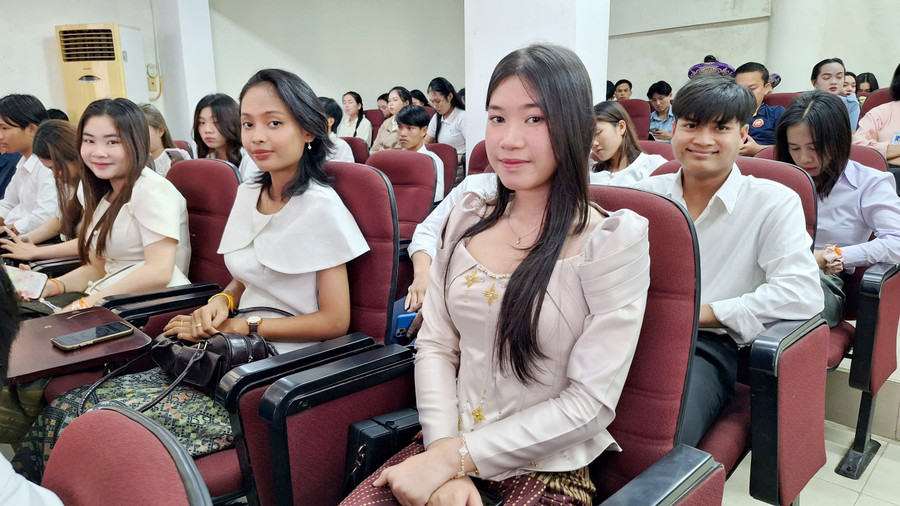 z7356564882895-5c77271c15dd44df47d0b8d4da5fe0e7.jpg