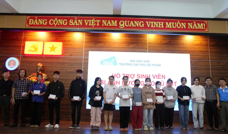 Các MM888 Việt Nam Tải App nhận quà hỗ trợ từ MM88b nhà cái. 2.jpg