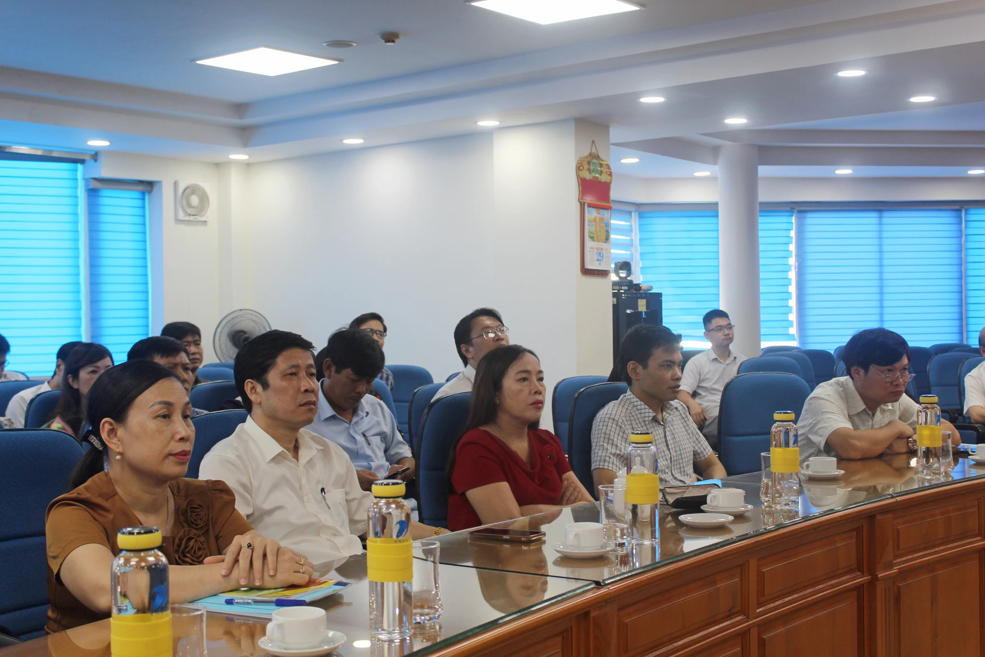 Tham gia buổi gặp gỡ tại điểm cầu Thanh Hóa có bà Bùi Thị Thanh - Phó Giám đốc Sở, Trưởng phòng GD&ĐT các huyện, thành phố, Trung Tâm Đăng Nhập MM88 Chính Thức Mới các bậc học. Ảnh: LT Tham gia buổi gặp gỡ tại điểm cầu Thanh Hóa có bà Bùi Thị Thanh - Phó Giám đốc Sở, Trưởng phòng GD&ĐT các huyện, thành phố, Trung Tâm Đăng Nhập MM88 Chính Thức Mới các bậc học. Ảnh: LT