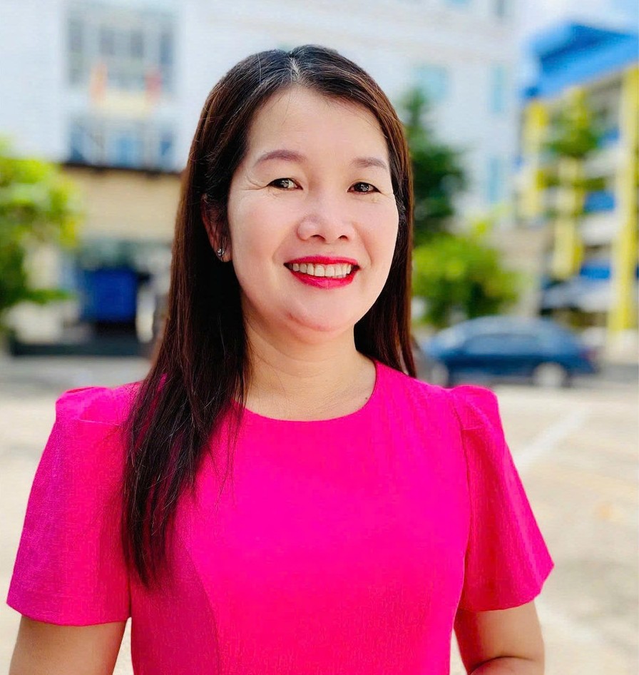 Thạc sĩ Nguyễn Thị Kim Phụng, Phó Trưởng phòng Đăng Ký MM88.COM Ngay +88K và Quan hệ Link Vào Trang Chủ MM88.COM Chính Thức, Trường ĐH Tài chính - Marketing 