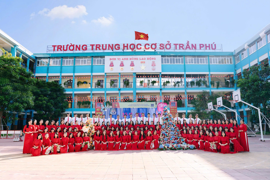 Tập thể cán bộ, Trung Tâm Đăng Nhập MM88 Chính Thức Mới, nhân viên MM88b nhà cái. img-0665.jpg