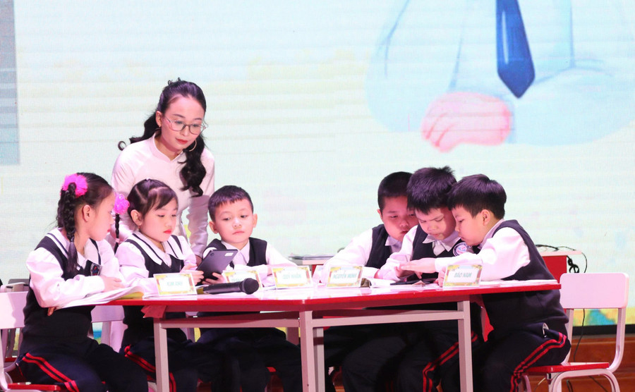 AI đã trở thành “người bạn đồng hành” thúc đẩy sự tò mò, sáng tạo và tự tin trong MM88.COM là nhà cái trực tuyến hoạt động với giấy phép PAGCOR của thầy cô giáo và các em MM886 slot game, bắn cá, lô đề, đá gà. 28-cd1.jpg