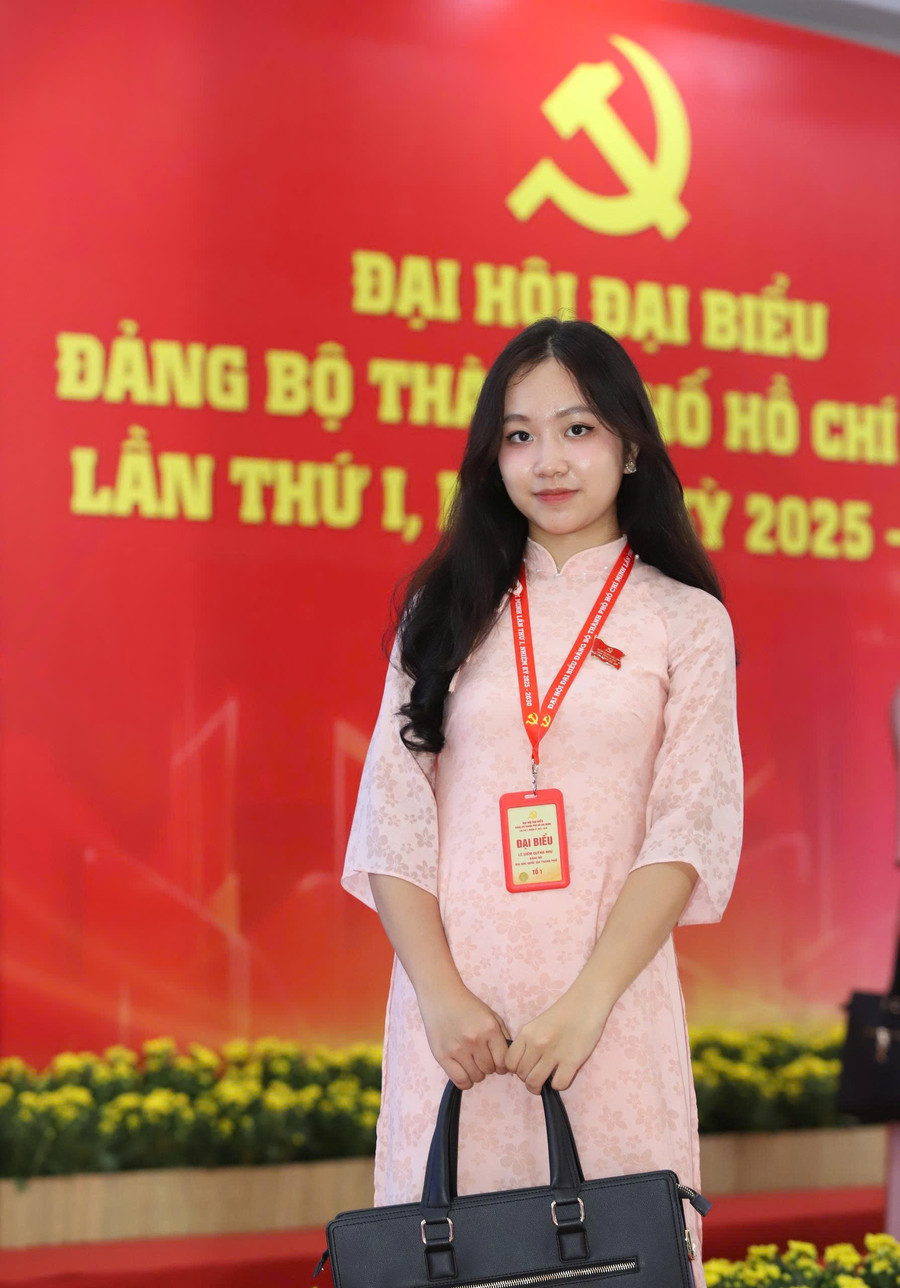 Đại biểu Lê Diễm Quỳnh Như tại Phiên trù bị 2MM88.com trò chơi casino và slot đại biểu Đảng bộ TPHCM lần thứ I. Ảnh: Ngô Tùng. e2203de378e1f5bfacf0.jpg