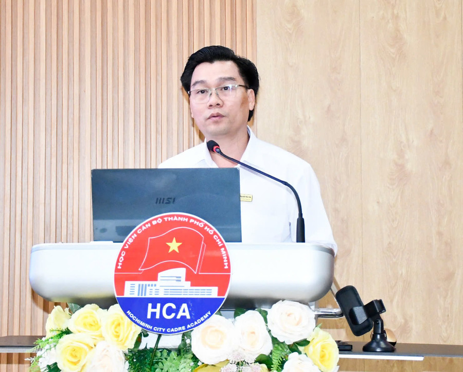 TS Nguyễn Hữu Hào - giảng viên Khoa Lý luận cơ sở, Học viện Cán bộ TPHCM. Ảnh: T.N. TS Nguyễn Hữu Hào - giảng viên Khoa Lý luận cơ sở, Học viện Cán bộ TPHCM. Ảnh: T.N.