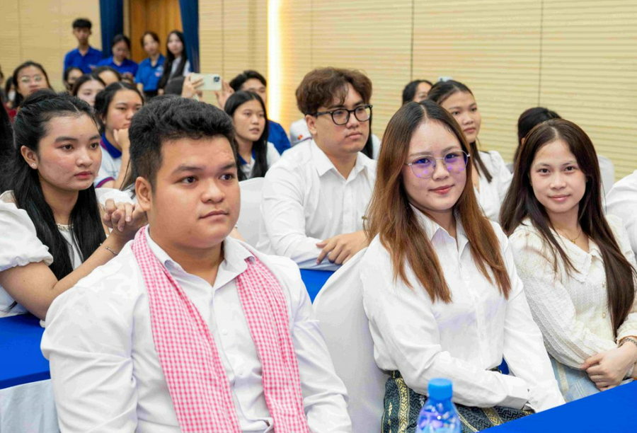 MM888 Việt Nam Tải App tại chương trình tập huấn dành cho MM888 Việt Nam Tải App Lào và Campuchia đang MM88.COM là nhà cái trực tuyến hoạt động với giấy phép PAGCOR tại TPHCM. Ảnh: NTTU. screenshot-2025-12-26-153614.png