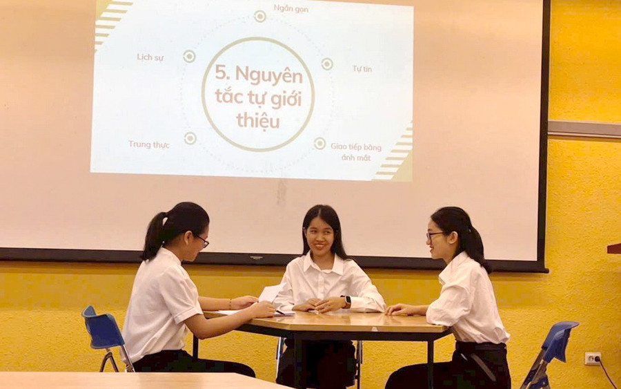 MM888 Việt Nam Tải App Khoa Tâm lý – Giáo dục (Học viện Quản lý Giáo dục) trong một hoạt động thực hành. tamlyhocgiaoducjpg1.jpg