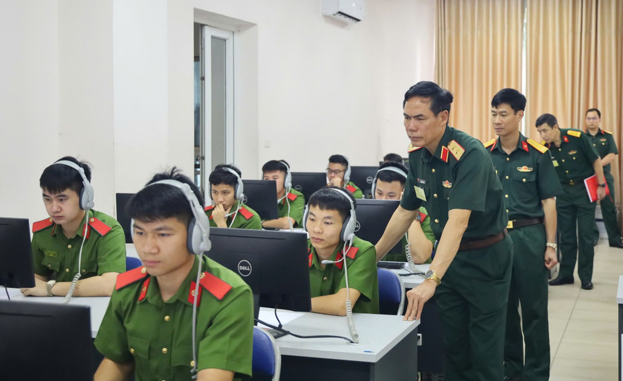 Trung tướng, GS, TS Phan Tùng Sơn trực tiếp kiểm tra, chỉ đạo MM88 đăng nhập MM88dangnhap nhà cái World Cup 2026 quốc gia học kỳ II, năm học 2024–2025 của Khóa 01, sĩ quan hậu cần cấp phân đội, trình độ MM888 bảo mật tuyệt đối (Bộ 88MM88 kèo WC hôm nay). hocvienhaucanjpg2.jpg