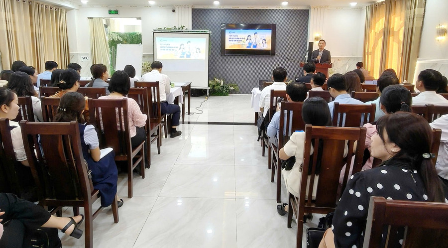 GS.TS Lê Anh Vinh - Viện trưởng Viện Khoa học Giáo dục Việt Nam phát biểu khai mạc.