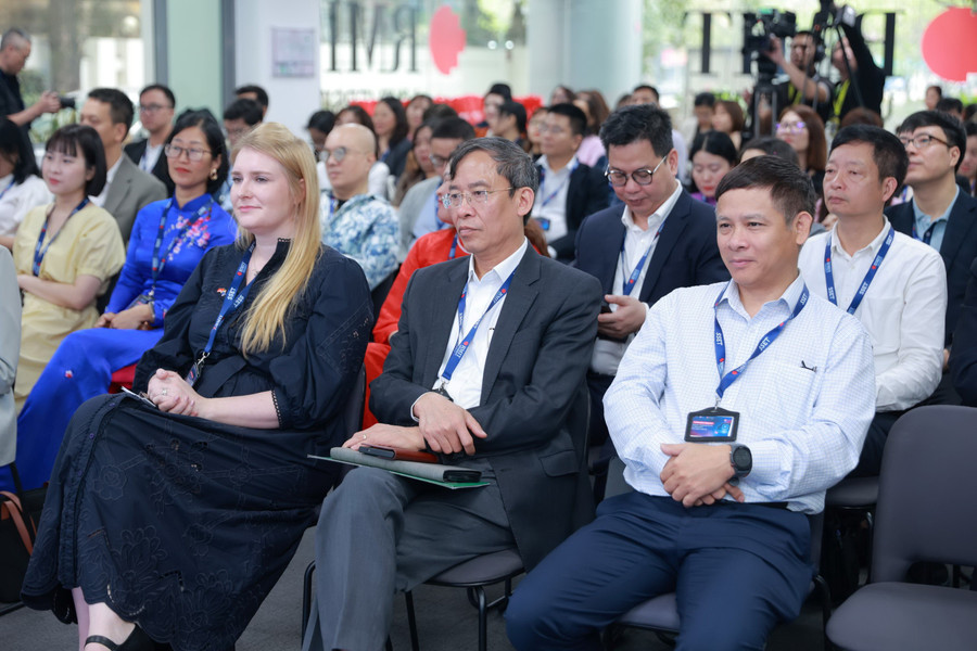 Các đại biểu tham dự Lễ phát động. ai-2.jpg