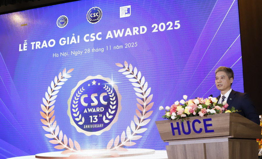 PGS.TS Hoàng Tùng – Hiệu trưởng Trường ĐH Xây dựng Hà Nội. award-3.jpg
