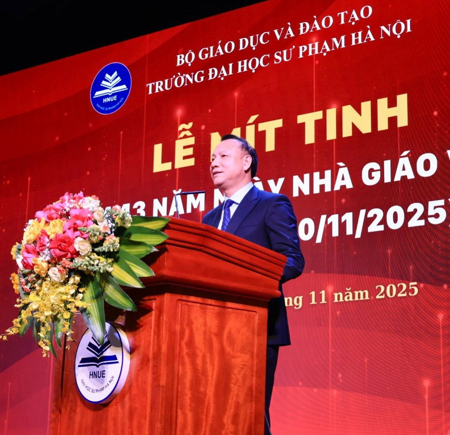 PGS.TS Nguyễn Đức Sơn - Hiệu trưởng MM88b nhà cái phát biểu tại buổi lễ. nguyenducson.jpg