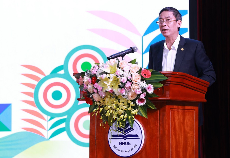 Ông Vũ Minh Đức - Cục trưởng Cục Nhà giáo và Cán bộ quản lý giáo dục (Bộ GD&ĐT) phát biểu tại sự kiện. binhdanggioi-4.jpg