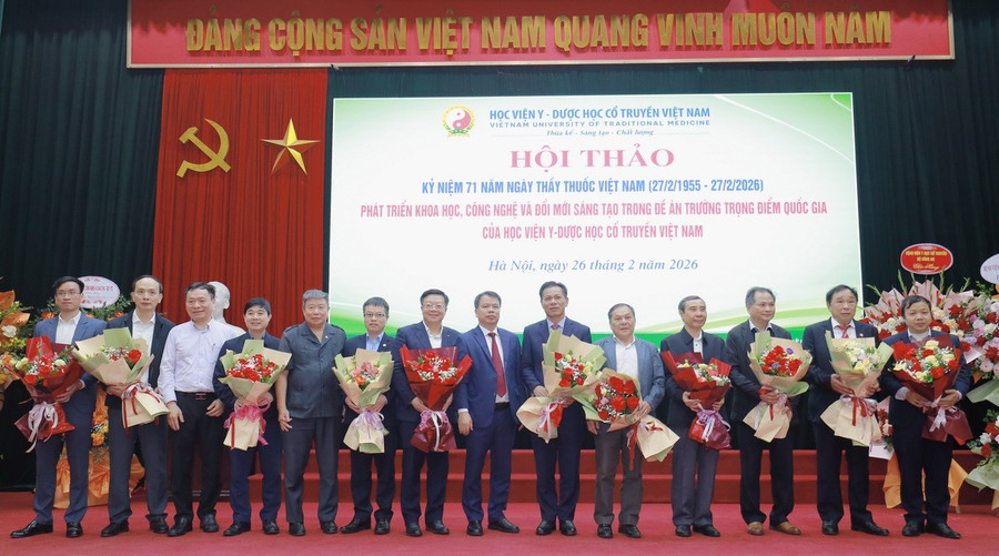 Hội thảo là diễn đàn trao đổi học thuật và là hoạt động thiết thực chào mừng ngày Thầy thuốc Việt Nam 27/2/2026. mg-4074.jpg
