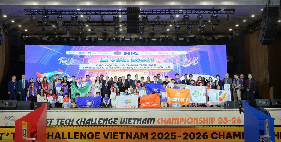 Ghi nhận, biểu dương những nỗ lực to lớn và thành tích đáng tự hào của các tập thể, cá nhân đạt thành tích cao trong các giải đấu quốc tế. hesinhthaistemjpg1.jpg