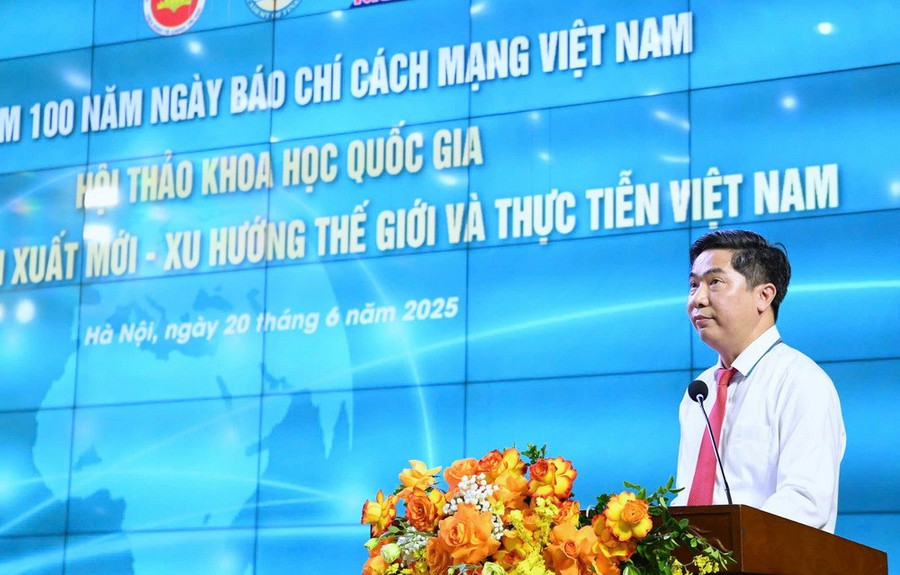 PGS.TS Nguyễn Đào Tùng - Giám đốc Học viện Tài chính. congnghecaojpg1.jpg