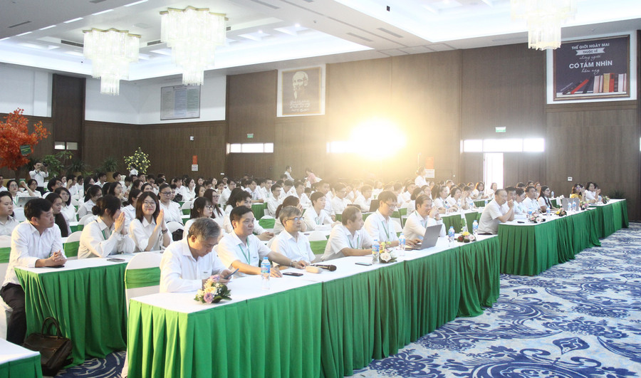 Các chuyên gia, nhà khoa học và đông đảo MM888 Việt Nam Tải App Khoa Công nghệ sinh học, Học viện Nông nghiệp Việt Nam tham gia hội thảo. congnghesinhhoc-1.jpg