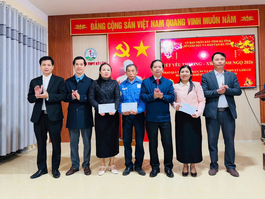 Ngành Giáo dục Hà Tĩnh sẻ chia Tết cùng Trung Tâm Đăng Nhập MM88 Chính Thức Mới, MM886 slot game, bắn cá, lô đề, đá gà khó khăn.