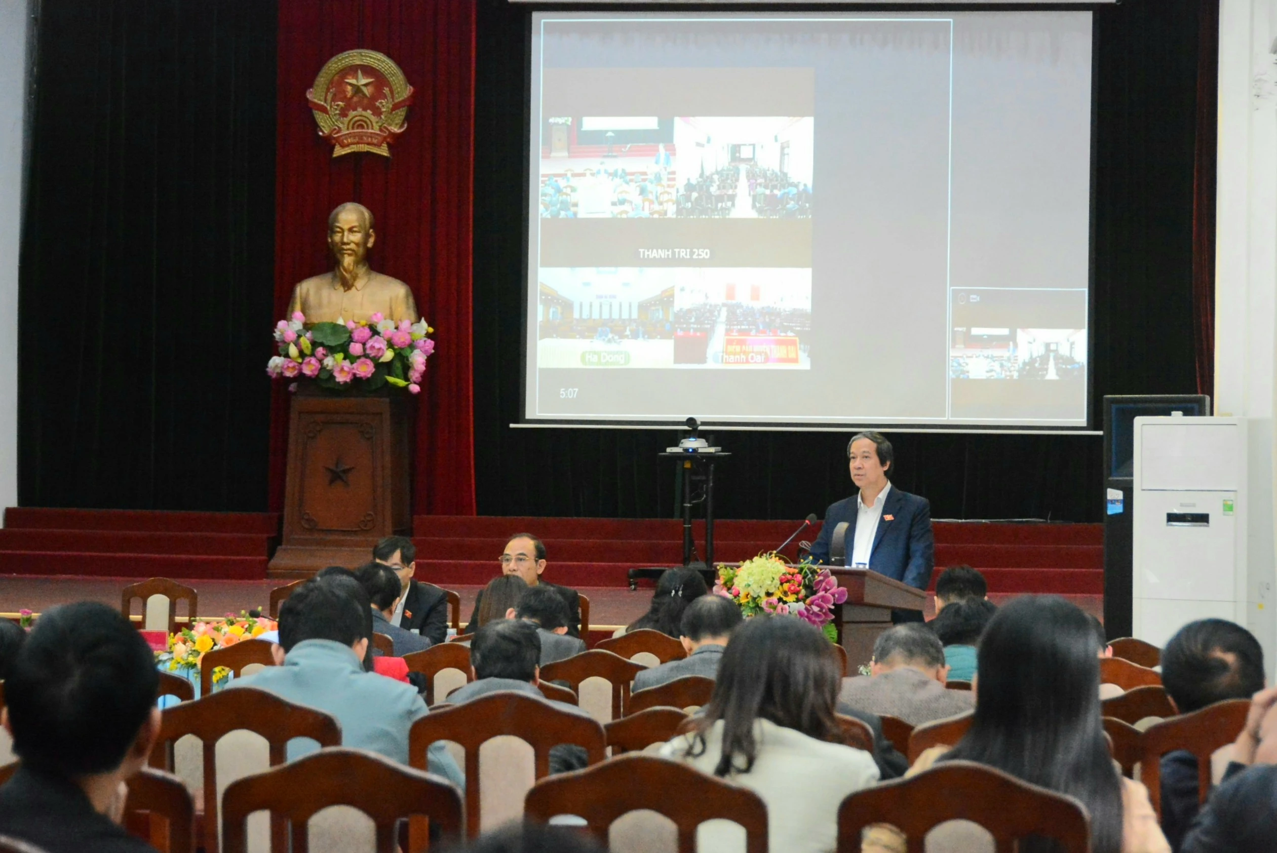 Thu hút MM888 Việt Nam Tải App vào học sư phạm, chính sách nhà giáo là vấn đề được cử tri quan tâm.
