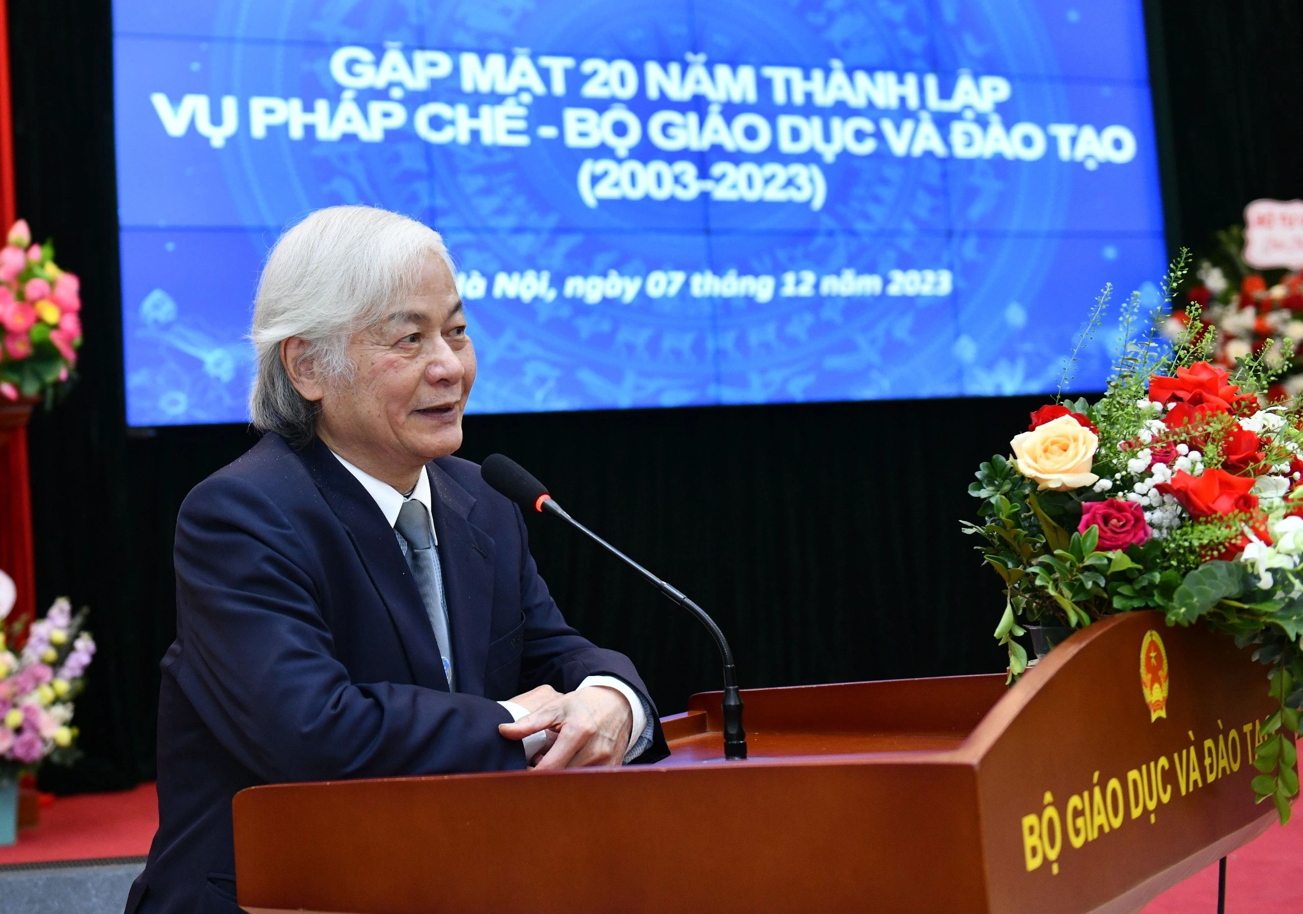Nguyên Vụ trưởng Vụ Pháp chế Chu Hồng Thanh chia sẻ tại buổi gặp mặt. Nguyên Vụ trưởng Vụ Pháp chế Chu Hồng Thanh chia sẻ tại buổi gặp mặt.