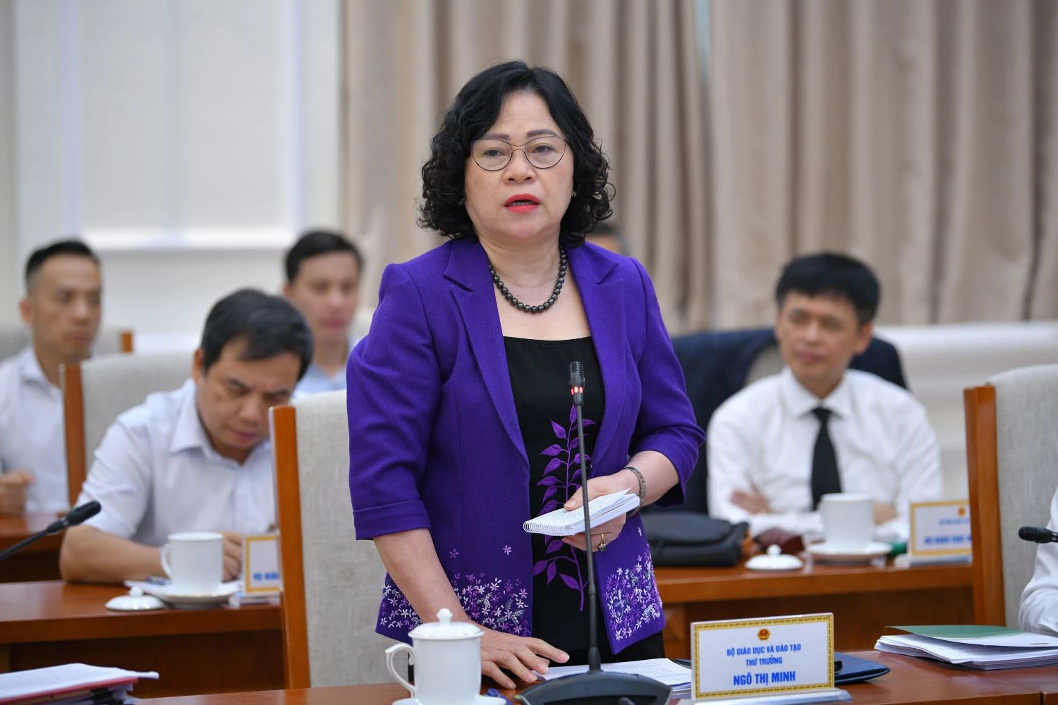 Thứ trưởng Ngô Thị Minh phát biểu tại Hội nghị.