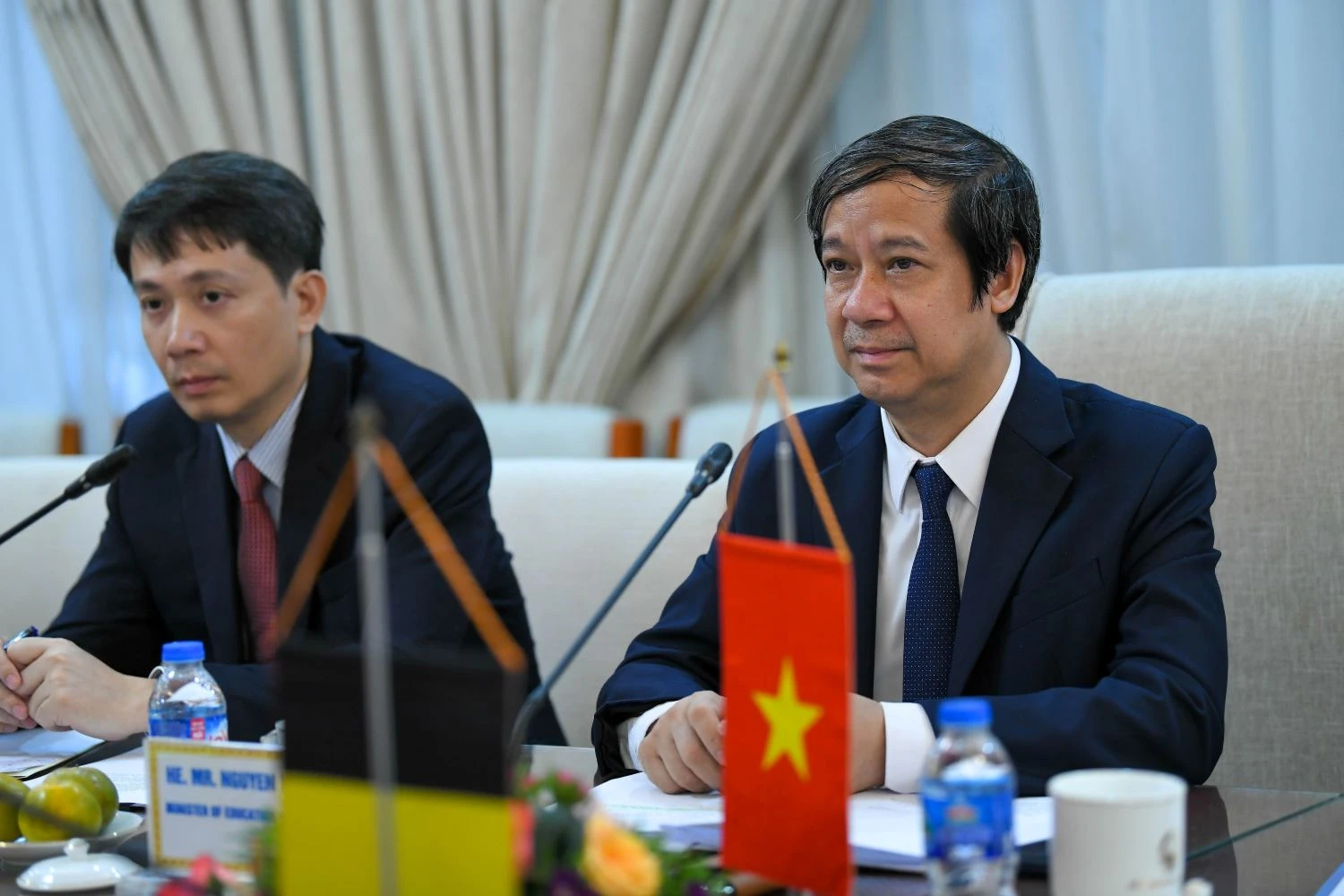 Bộ trưởng Nguyễn Kim Sơn phát biểu tại buổi tiếp. Bộ trưởng Nguyễn Kim Sơn phát biểu tại buổi tiếp.