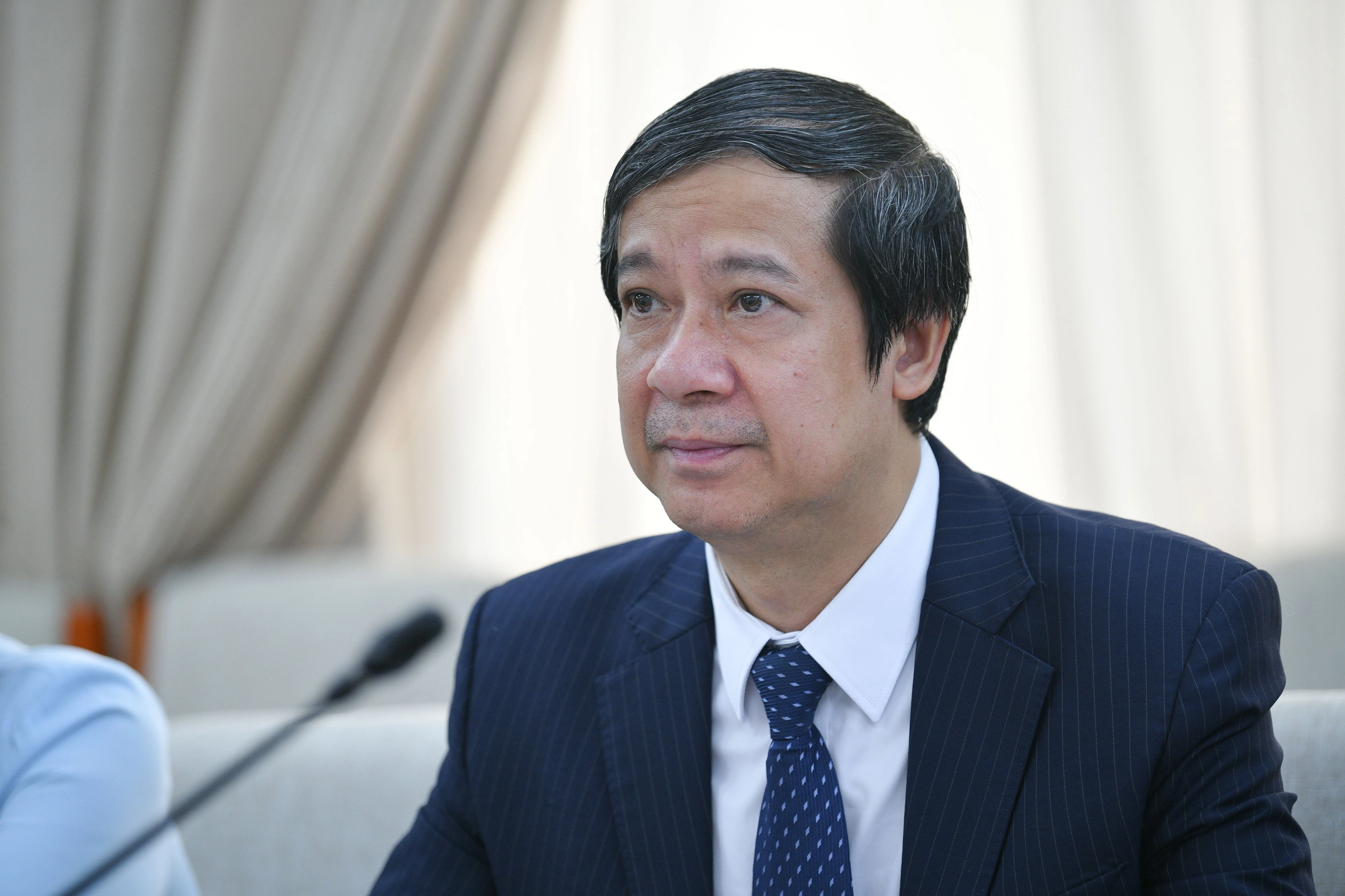 Bộ trưởng Nguyễn Kim Sơn phát biểu tại buổi làm việc. Bộ trưởng Nguyễn Kim Sơn phát biểu tại buổi làm việc.