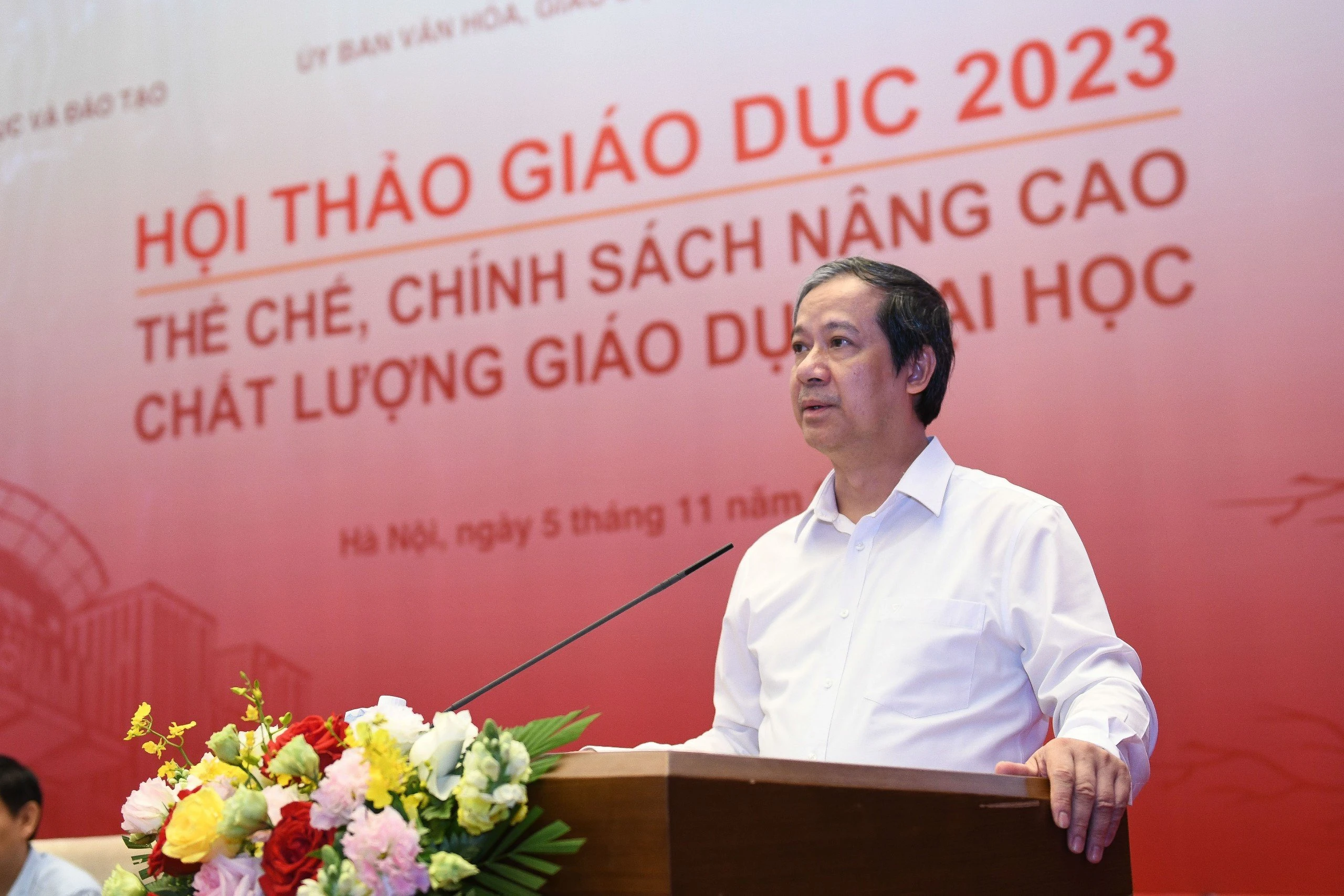 Bộ trưởng Nguyễn Kim Sơn đặt vấn đề phải làm thế nào để các trường MM888 bảo mật tuyệt đối phát triển bứt phá.
