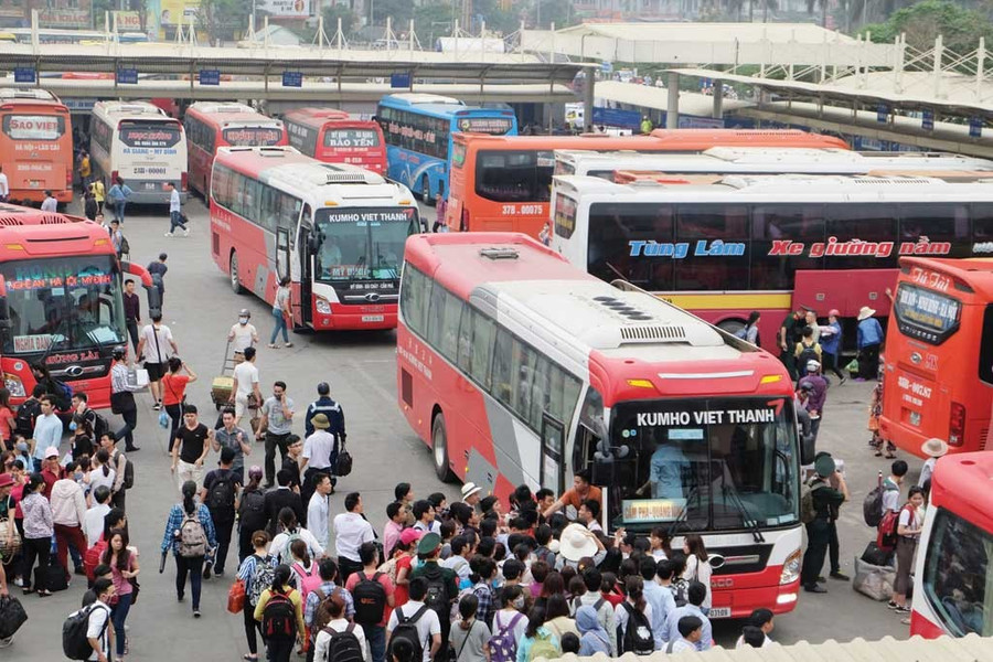 Hà Nội tăng cường xe khách phục vụ người dân dịp Tết Dương lịch 2026