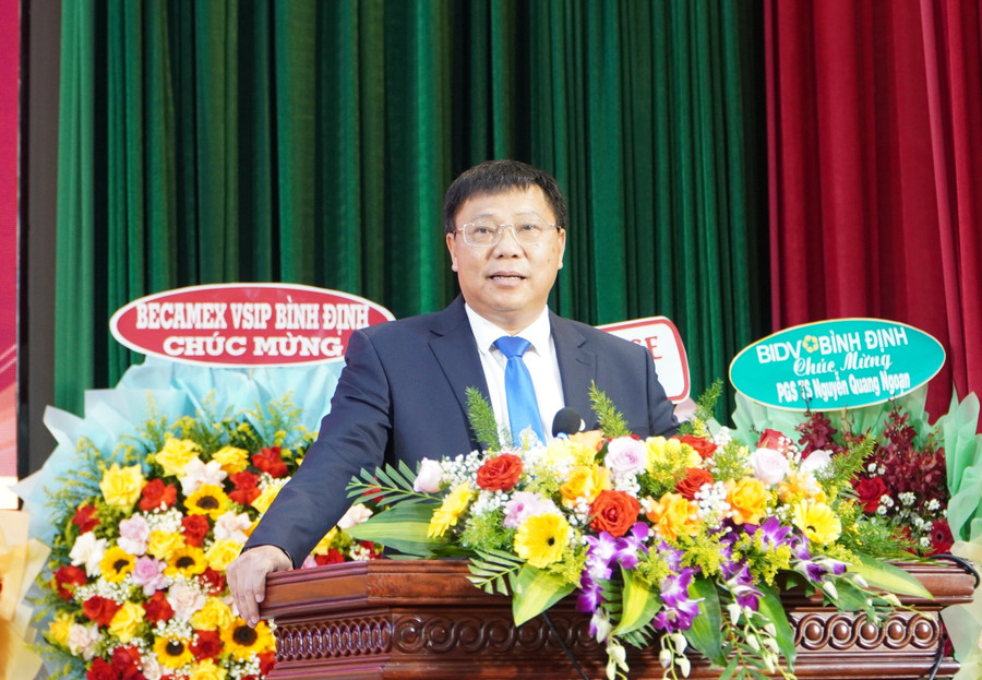 PGS.TS Nguyễn Quang Ngoạn, Chủ tịch Hội đồng Trường MM888 bảo mật tuyệt đối Quy Nhơn phát biểu nhận nhiệm vụ. dsc09363.jpg