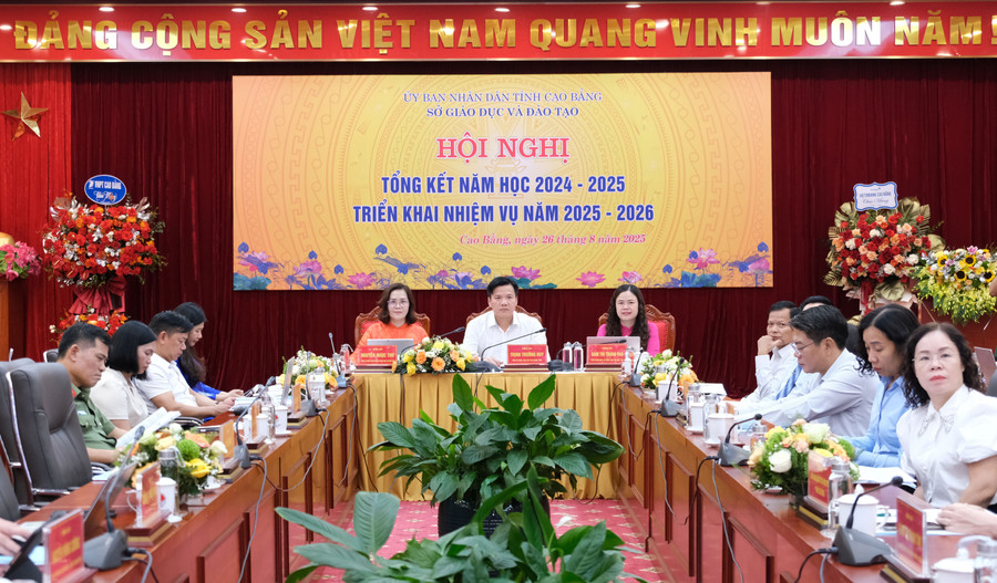 Xây dựng trường nội trú khu vực biên giới là một trong những nhiệm vụ quan trọng nhất được ngành Giáo dục tỉnh Cao Bằng triển khai trong năm học 2025-2026. giao-duc-cao-bang-1.jpg