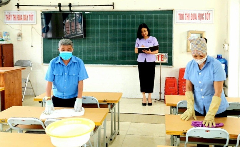 Trường Tiểu học Nguyễn Viết Xuân (phường Phan Đình Phùng, tỉnh Thái nguyên) rà soát điều kiện phòng lớp, chuẩn bị cho năm học mới. nvx.jpg