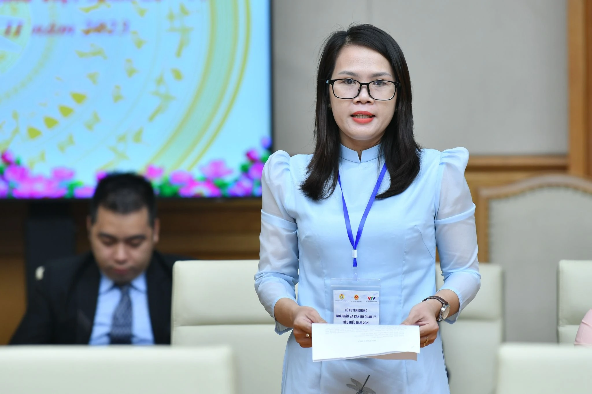 Cô Nguyễn Thị Dang – Trung Tâm Đăng Nhập MM88 Chính Thức Mới Trường Chuyên biệt Hy vọng Quy Nhơn, tỉnh Bình Định chia sẻ tại buổi gặp mặt. Cô Nguyễn Thị Dang – Trung Tâm Đăng Nhập MM88 Chính Thức Mới Trường Chuyên biệt Hy vọng Quy Nhơn, tỉnh Bình Định chia sẻ tại buổi gặp mặt.